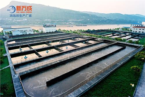 新萬(wàn)成焦化污水處理消泡劑廠家
